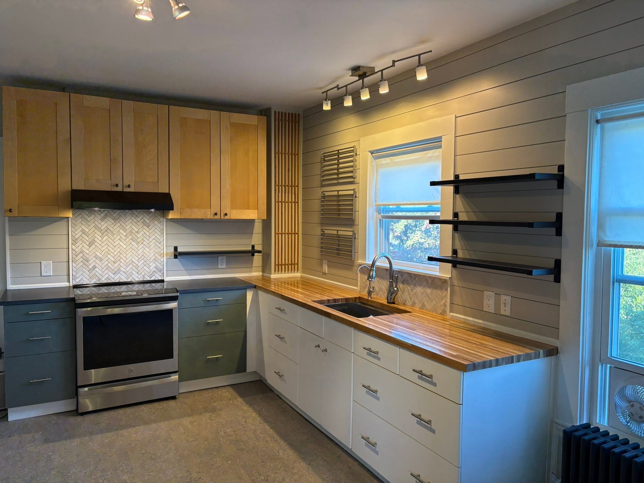 Kitchen renovation by Smart Renovations